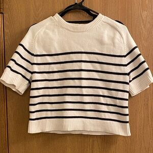 Abercrombie & Fitch White and Black Striped Short Sleeve Sweater